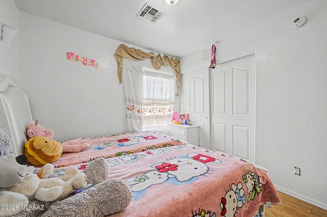 1034 W Sea Star Drive, Tucson, AZ 85704