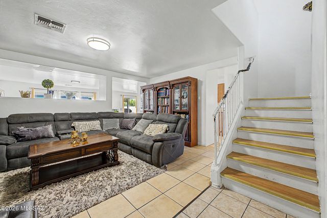 1034 W Sea Star Drive, Tucson, AZ 85704