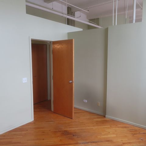 601 Linden Place 311, Evanston, IL 60202