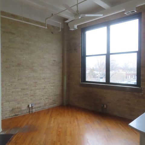 601 Linden Place 311, Evanston, IL 60202
