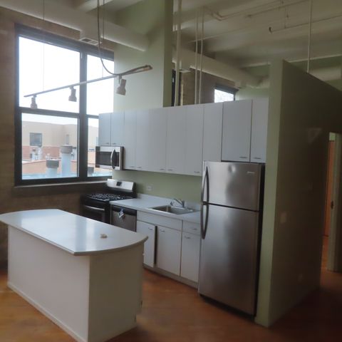 601 Linden Place 311, Evanston, IL 60202