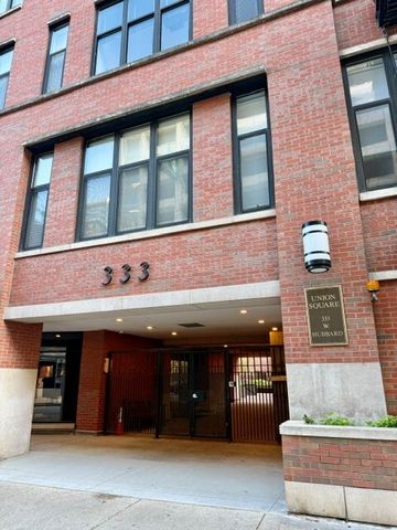 333 W Hubbard Street 4A, Chicago, IL 60654