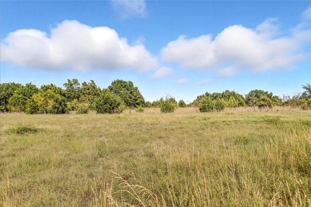 3102 Hilltop Court, Granbury, TX 76048
