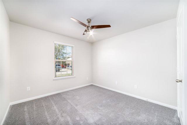 8307 Oakleaf Meadow Court, Rosharon, TX 77583