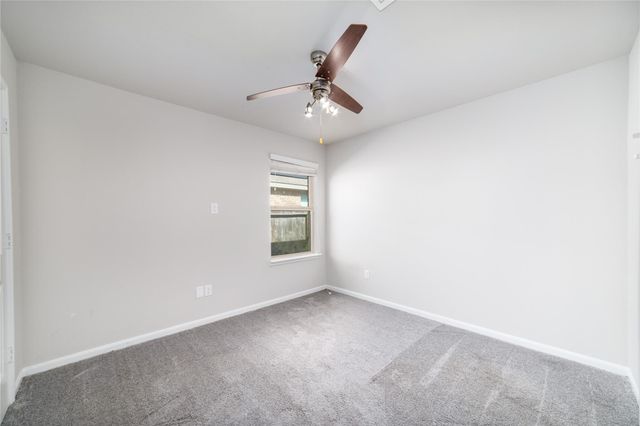 8307 Oakleaf Meadow Court, Rosharon, TX 77583