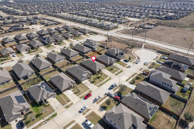 8307 Oakleaf Meadow Court, Rosharon, TX 77583