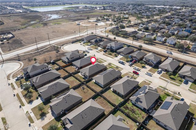 8307 Oakleaf Meadow Court, Rosharon, TX 77583