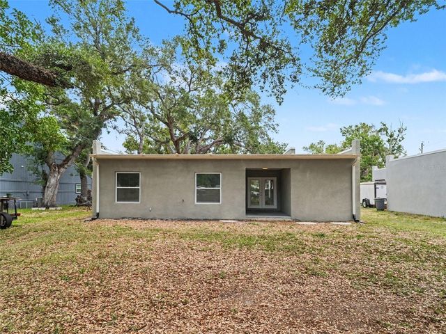 810 21ST STREET E, Bradenton, FL 34208