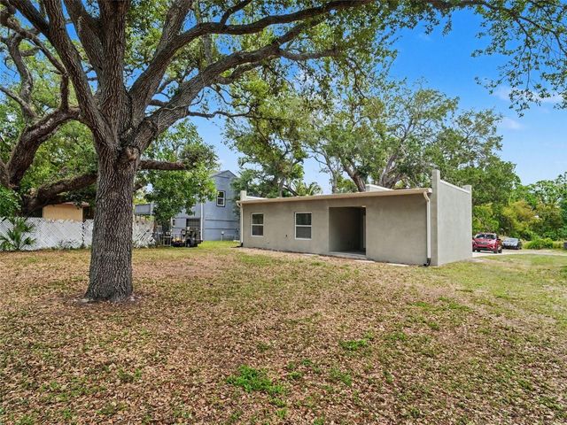 810 21ST STREET E, Bradenton, FL 34208