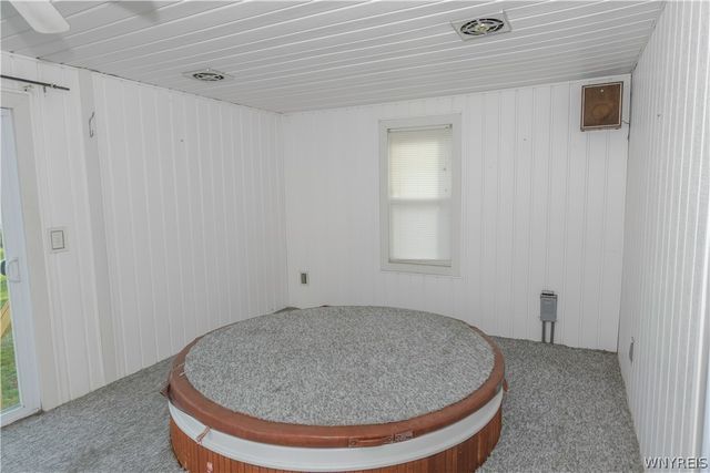 1000 Saunders Settlement Road, Lewiston, NY 14305
