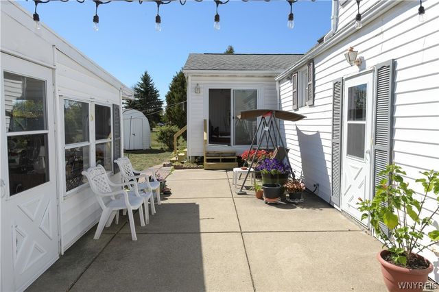 1000 Saunders Settlement Road, Lewiston, NY 14305