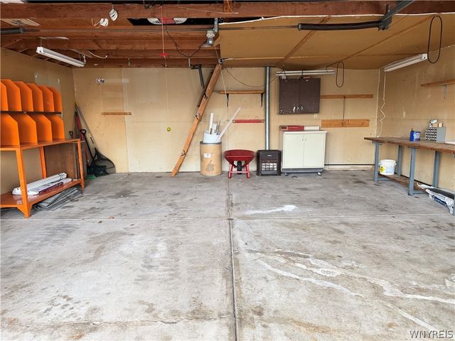 1000 Saunders Settlement Road, Lewiston, NY 14305