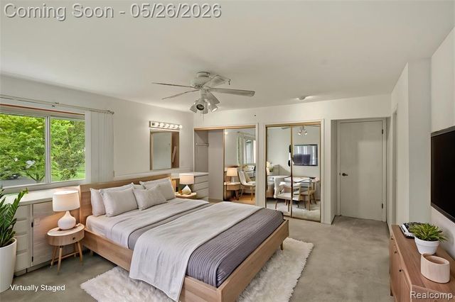 25201 Briarwyke Drive, Farmington, MI 48336