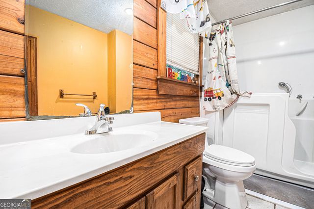 78 Pine Drive, Tallapoosa, GA 30176