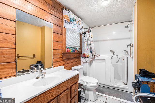 78 Pine Drive, Tallapoosa, GA 30176