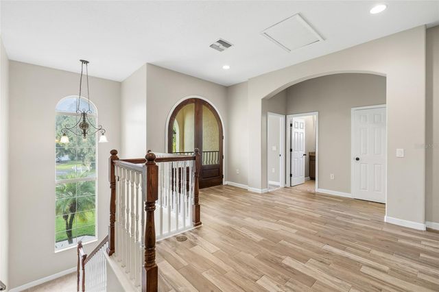 4117 WOODACRE LANE, Tampa, FL 33624