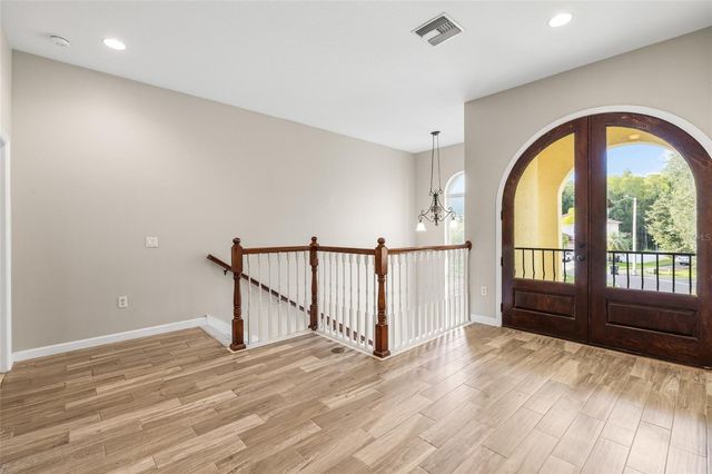 4117 WOODACRE LANE, Tampa, FL 33624
