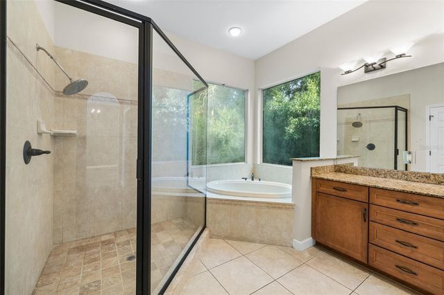 4117 WOODACRE LANE, Tampa, FL 33624
