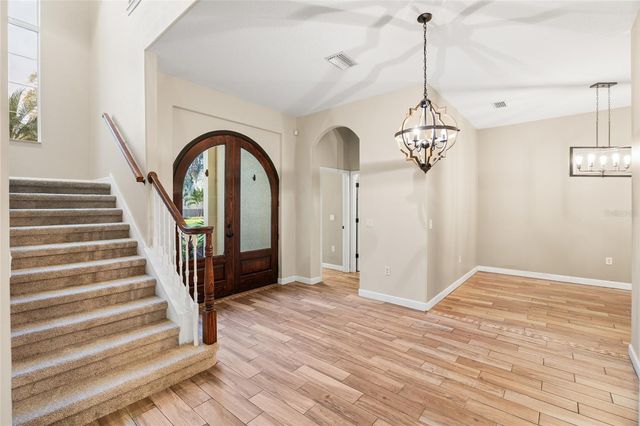 4117 WOODACRE LANE, Tampa, FL 33624