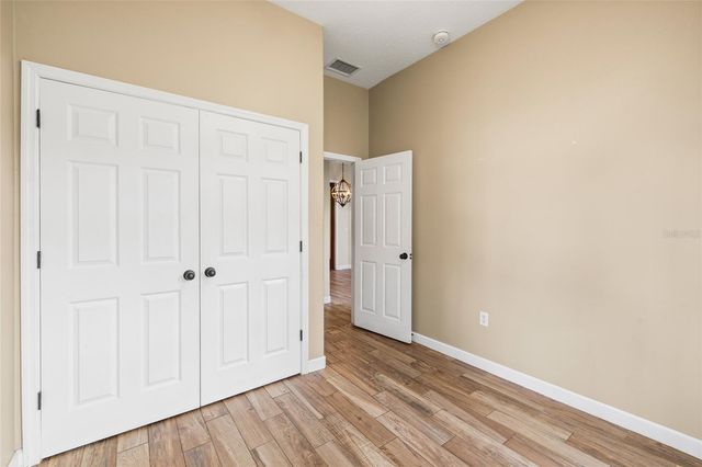 4117 WOODACRE LANE, Tampa, FL 33624