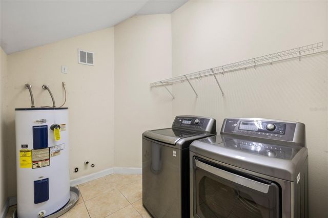 4117 WOODACRE LANE, Tampa, FL 33624