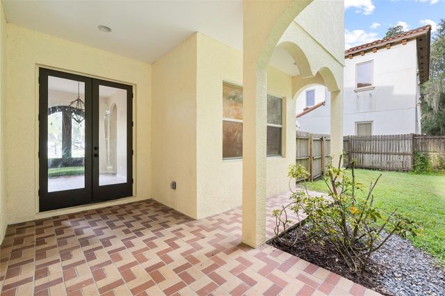 4117 WOODACRE LANE, Tampa, FL 33624