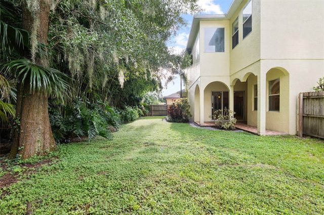 4117 WOODACRE LANE, Tampa, FL 33624