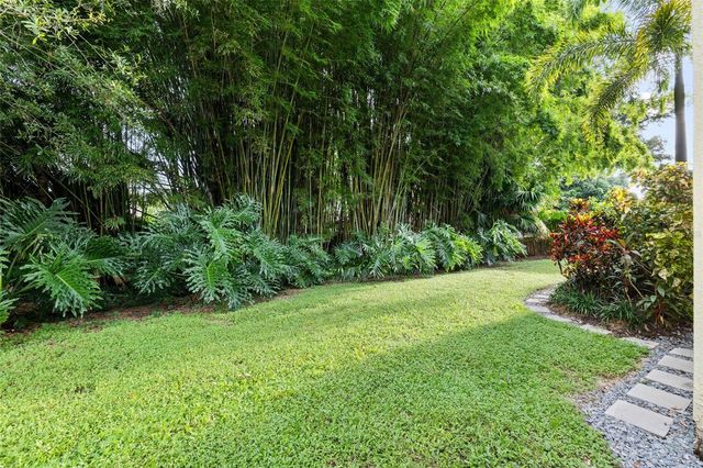 4117 WOODACRE LANE, Tampa, FL 33624