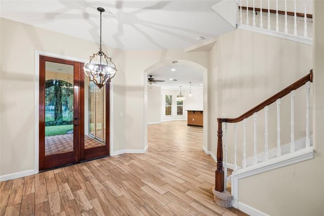 4117 WOODACRE LANE, Tampa, FL 33624