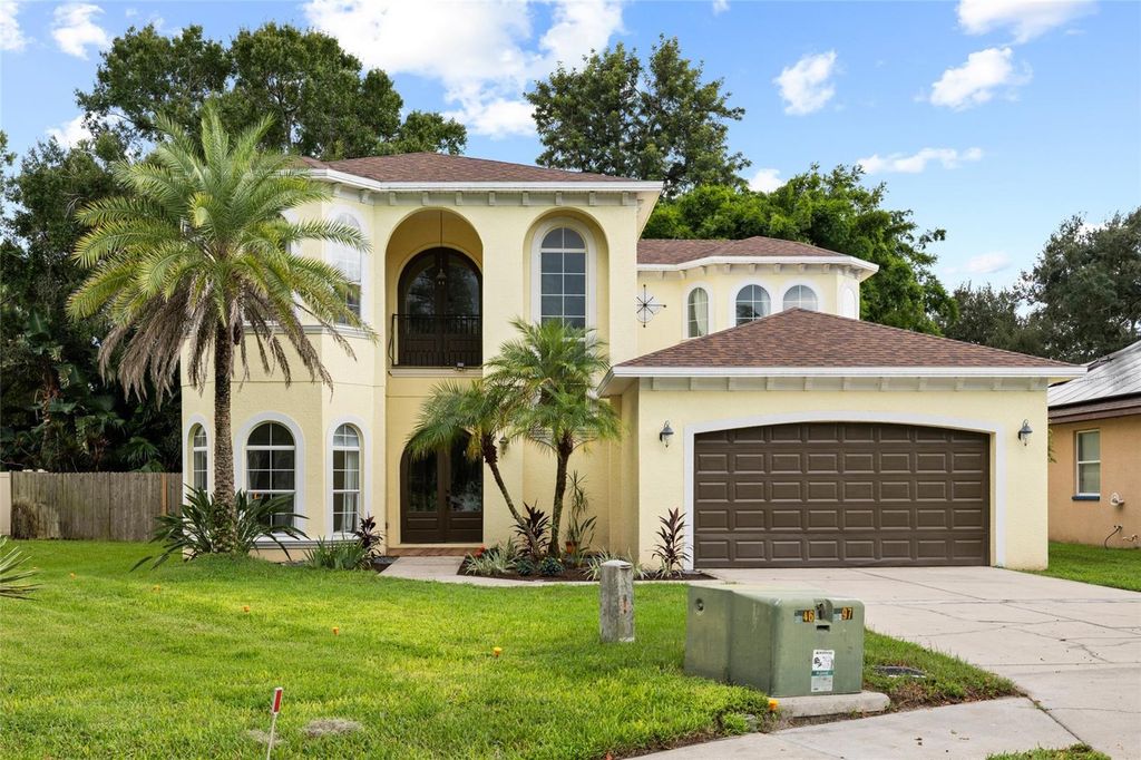 4117 WOODACRE LANE, Tampa, FL 33624