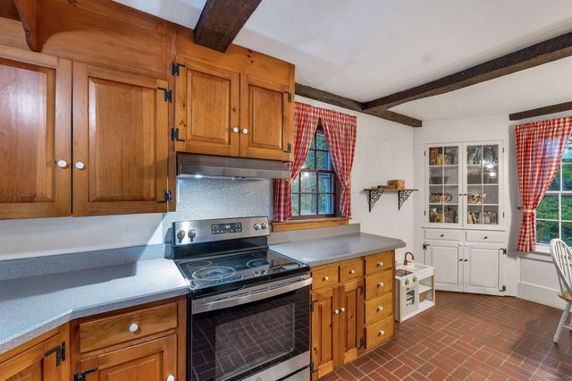 119 Gerrish Road, Webster, NH 03303