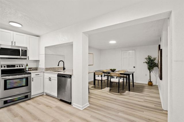 4914 S 82ND STREET, Tampa, FL 33619