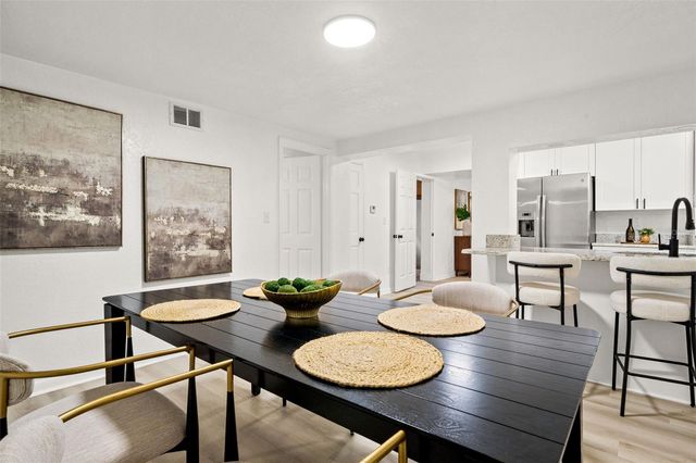 4914 S 82ND STREET, Tampa, FL 33619