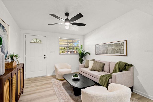 4914 S 82ND STREET, Tampa, FL 33619