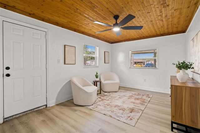 4914 S 82ND STREET, Tampa, FL 33619