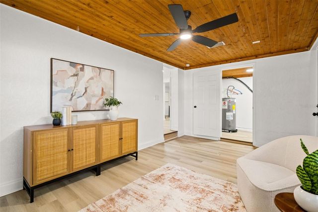 4914 S 82ND STREET, Tampa, FL 33619