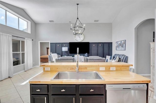8335 ADELE ROAD, Lakeland, FL 33810