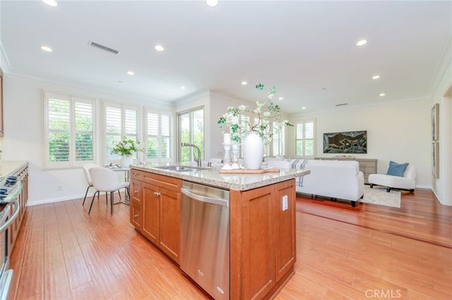 117 Gemstone, Irvine, CA 92620