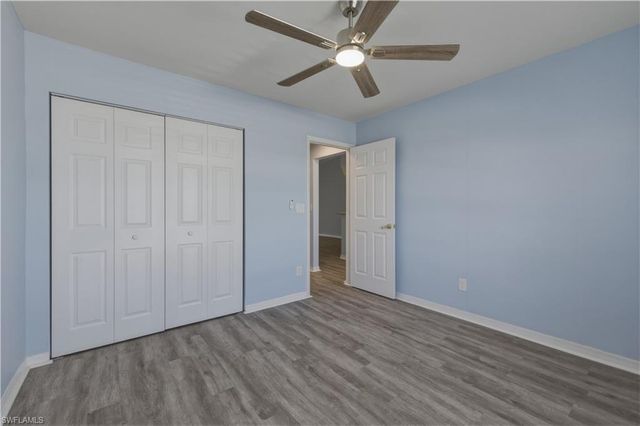 876 Gulf Pavilion DR 202, Naples, FL 34108