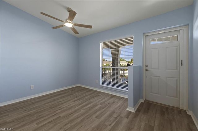 876 Gulf Pavilion DR 202, Naples, FL 34108