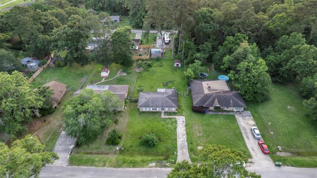 1204 Crescent Boulevard, Cleveland, TX 77327