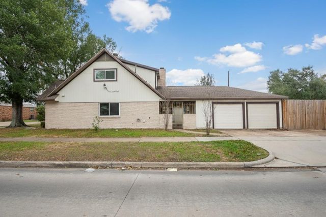 2007 S Rayburn Court, Pasadena, TX 77502