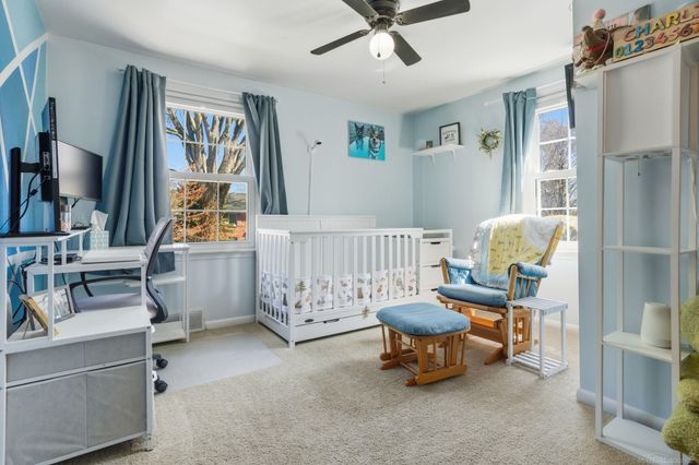 2073 Hawthorne Road, Grosse Pointe Woods, MI 48236