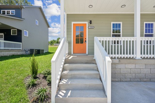1425 Isaiah Dr, Clarksville, TN 37042