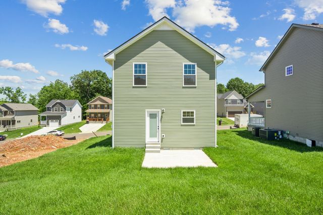 1425 Isaiah Dr, Clarksville, TN 37042