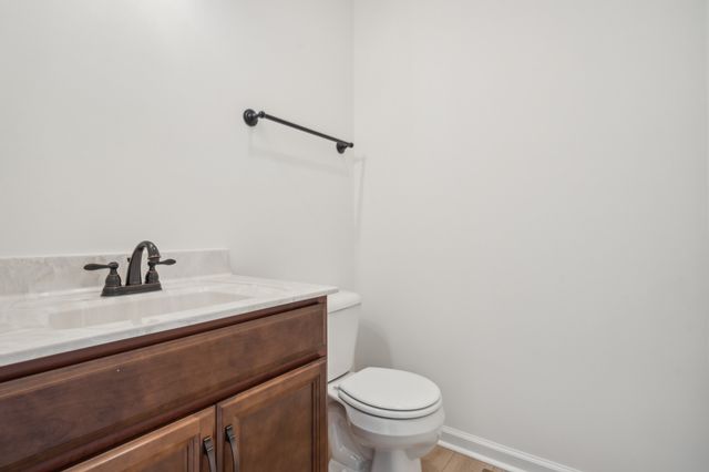 1425 Isaiah Dr, Clarksville, TN 37042