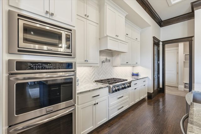 3249 Glenmore Avenue, Northlake, TX 76247