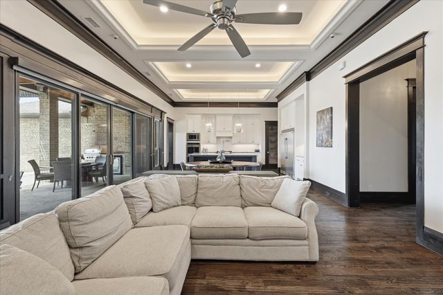 3249 Glenmore Avenue, Northlake, TX 76247