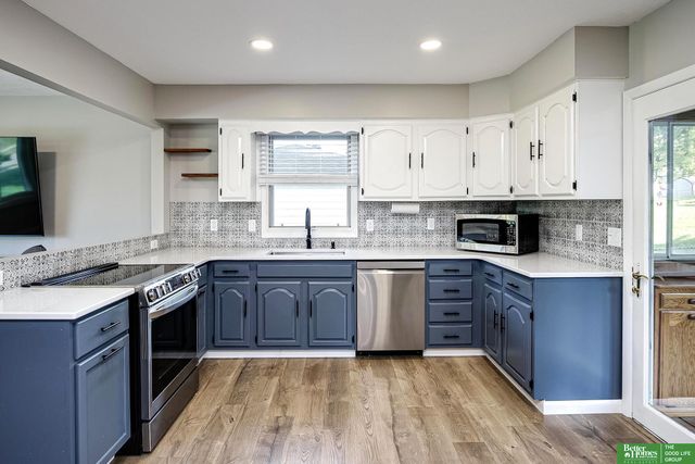 7721 S 42nd Street, Bellevue, NE 68147