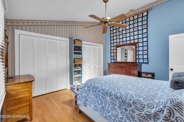 594 Robinhood Road, Brick, NJ 08724